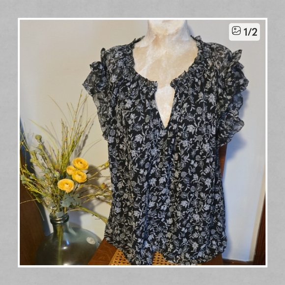 Old Navy Tops - Old Navy Blouse Size Xl